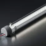 Linha de luminárias LED hortícolas Vokse da LEDs-up®, disponível em múltiplos espectros (Azul 450nm, Red 660nm, Far Red 730nm, Full Spectrum EVO, Colors e Yellow) e graus de proteção IP20 e IP66. Desenvolvida para cultivos protegidos, estufas e vertical farming. Fabricada em Botucatu, SP, Brasil.