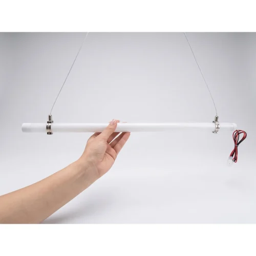 Luminária LED linear Klar 60 com IRC ≥ 90% e chip Nichia. Alta fidelidade de cores para fotografia, filmagem, ateliês, clínicas estéticas e varejo. 3000K, 4000K e 5000K. IP20. Fabricada em Botucatu, SP.